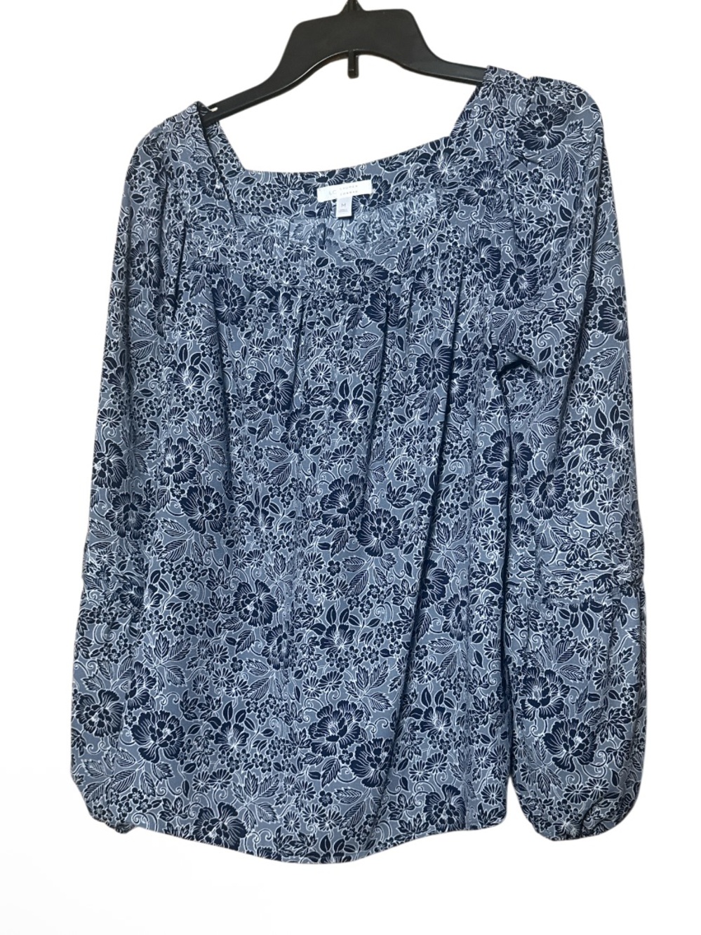 LC Lauren Conrad Navy White Floral Peasant Top Puff Sleeve Paisley - Size M